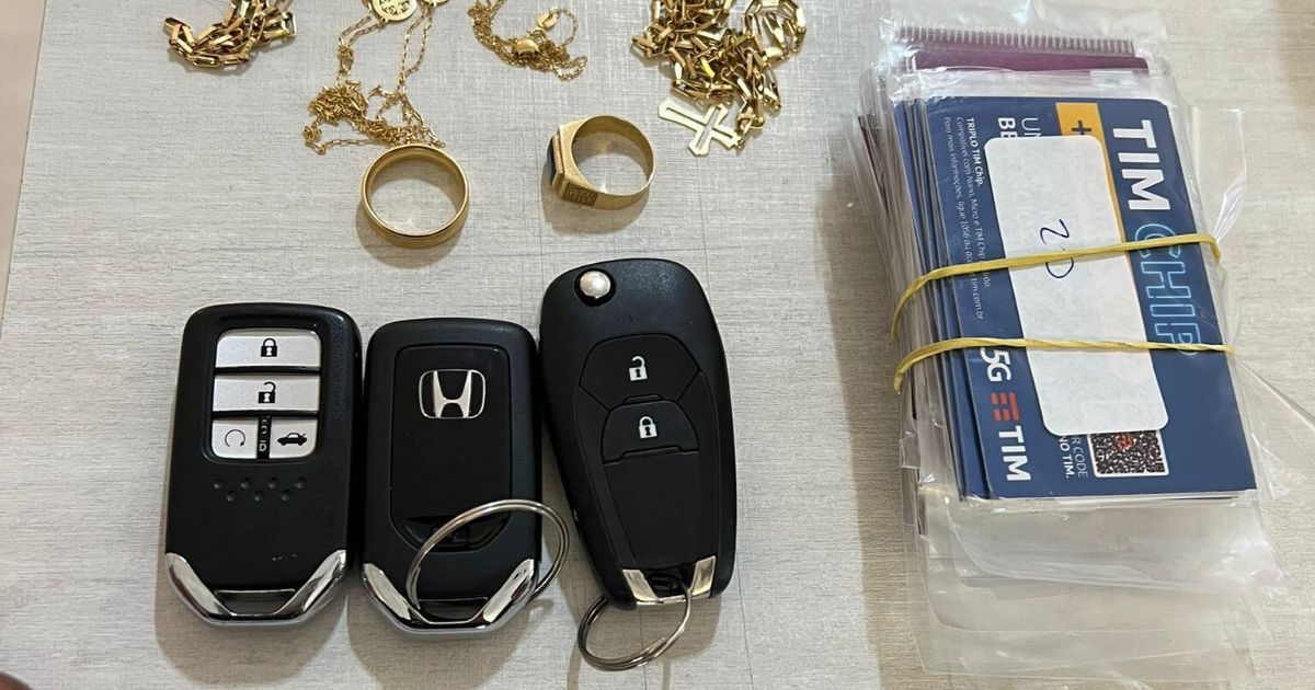 Suspeitos de fraude milionária contra a Caixa usavam dados das vítimas para fazer documentos falsos Foto: PF/Divulgação/ND