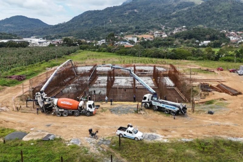 As etapas iniciais da obra, de terraplanagem e estaqueamento do terreno, já foram finalizadas - Divulgação/Prefeitura de Jaraguá do Sul/ND Mais