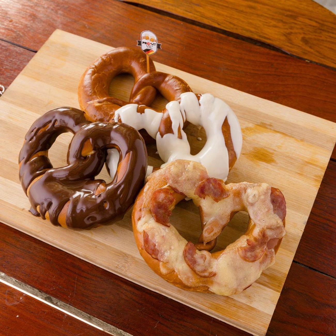 Bretzel - massa assada, doce ou salgada - Oktoberfest/Divulgação