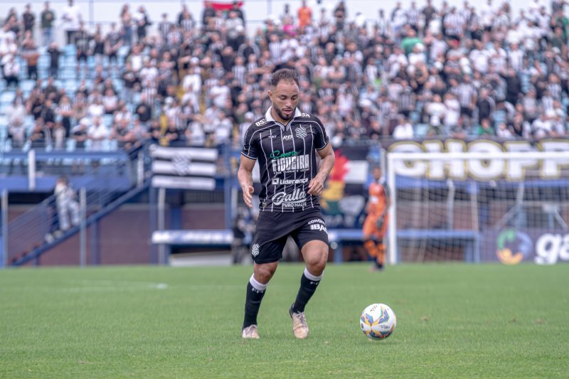 Rafinha Potiguar é titular da equipe do Figueirense - Patrick Floriani/ND