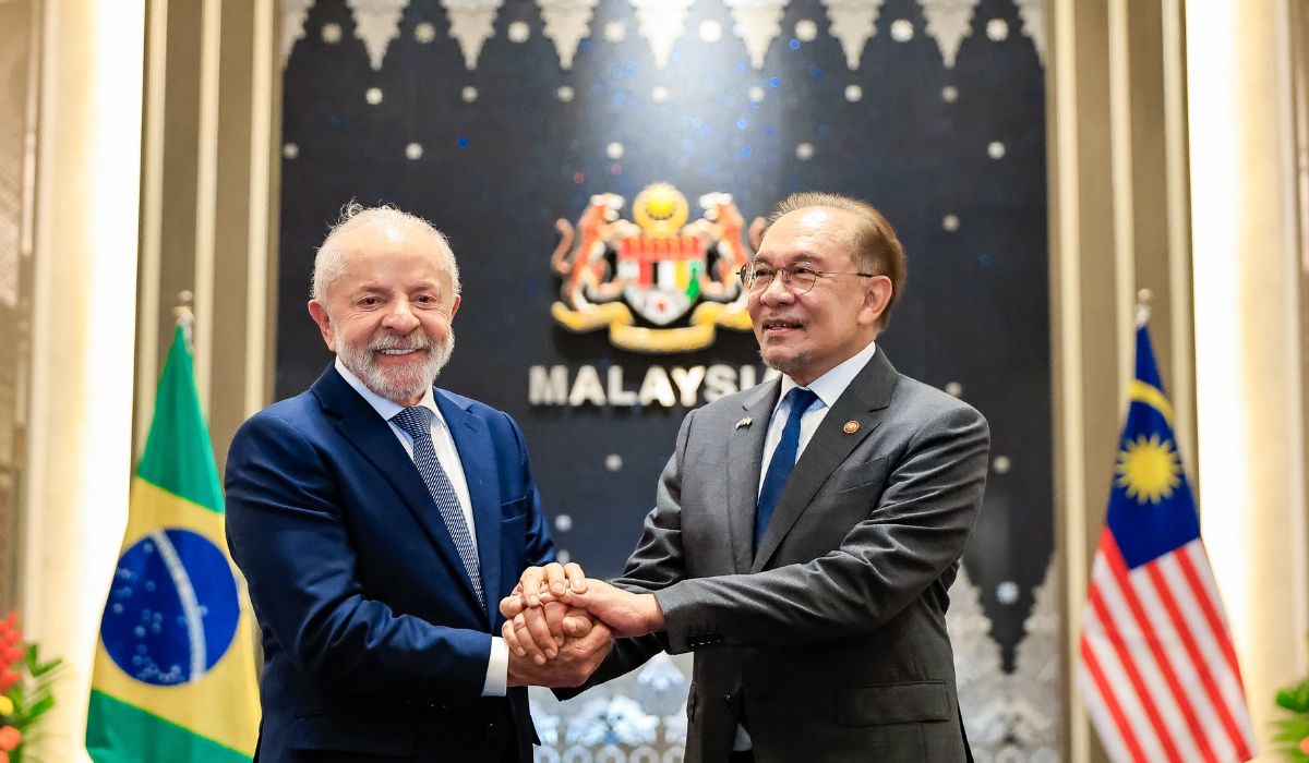 Presidente da República, Luiz Inácio Lula da Silva, durante reunião restrita com o Primeiro-Ministro da Malásia, Anwar Ibrahimi, no Palácio de Governo (Perdana Putra). Foto: Ricardo Stuckert/PR