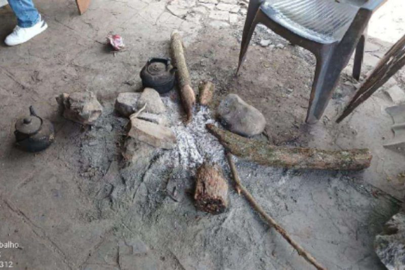 Trabalhadores indígenas resgatados em situação irregular durante fiscalização. - Divulgação/MPT/ND