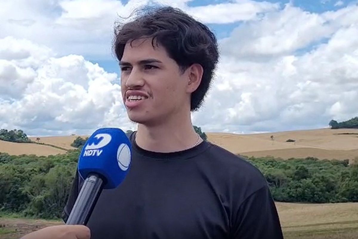 Ruan Ramilo percebeu o agroglifo pela manhã quando estava indo trabalhar.Foto: Ângela Bueno