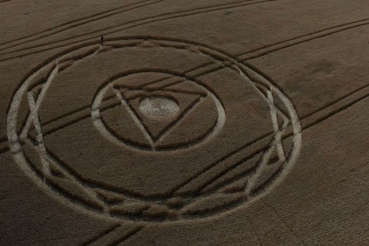 Segundo o morador de Ipuaçu essa nova marca misteriosa estava mais bonita do que as aparições anteriores.Foto: Reprodução/Canal Ideal/ND Mais