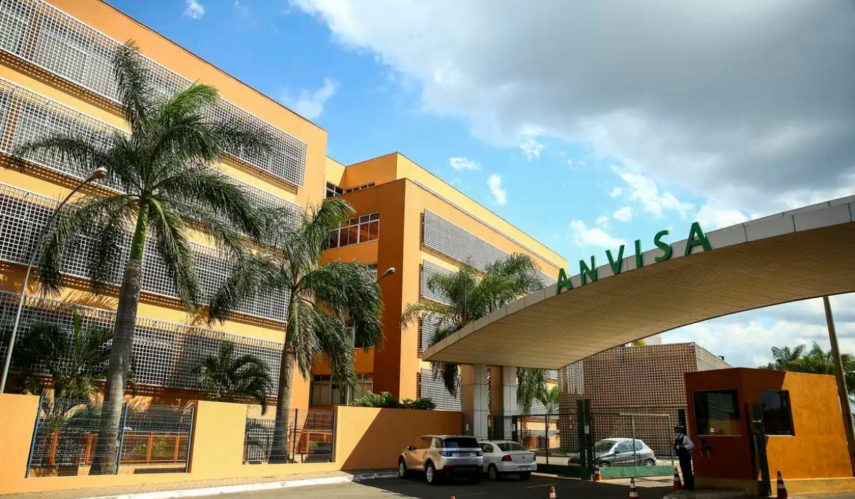 Anvisa proíbe suplementos muito usados por brasileiros e determina recolhimento imediato; lista choca consumidores psicologiasdobrasil.com.br - Anvisa proíbe suplementos muito usados por brasileiros e determina recolhimento imediato; lista choca consumidores