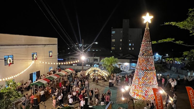 Inauguração da maior árvore de Natal de crochê do Brasil - Brenda Bittencourt/ND Mais