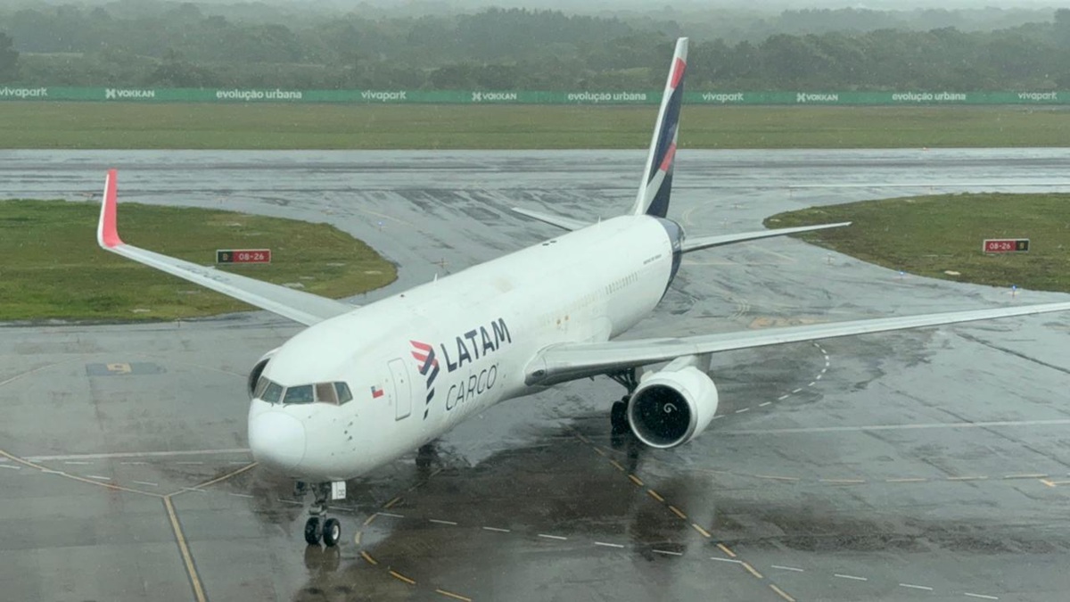 Movimentação nos aeroportos de SC de carga também teve aumento doméstico e internacional
