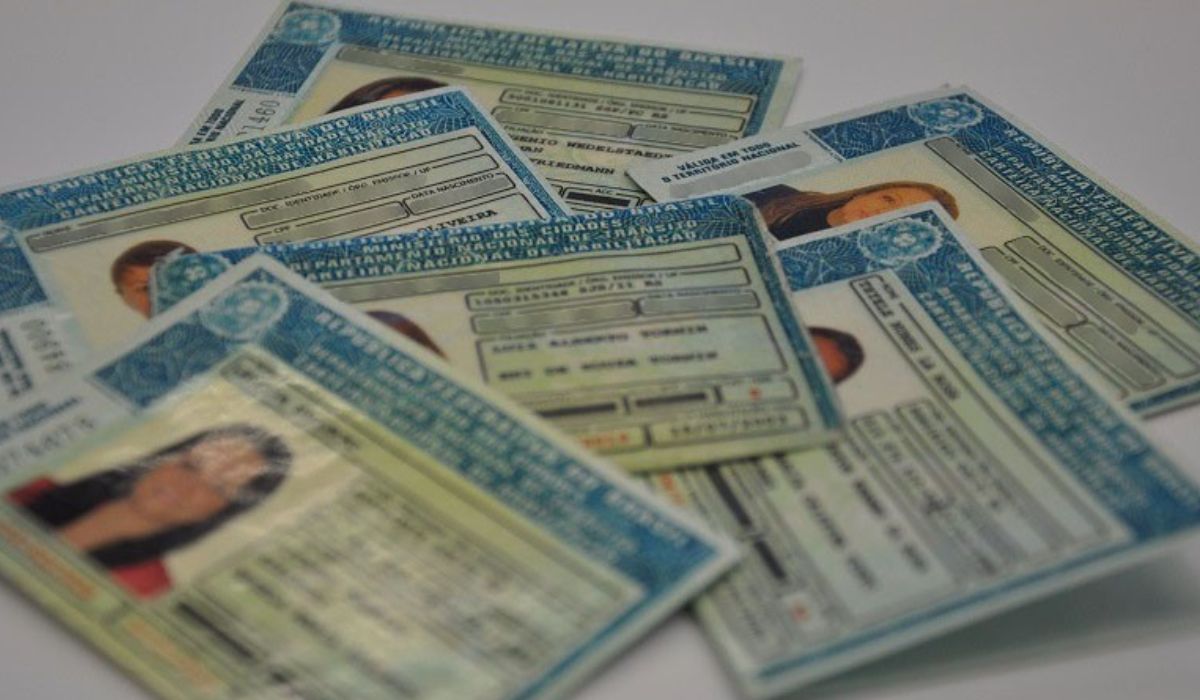 contioutra.com - Quanto custa agora? Nova regra derruba preço da CNH e Brasil sai da lista das habilitações mais caras do mundo