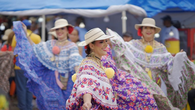 Além disso, o povo panamenho é super hospitalar, com moradores amigáveis, rotina tranquila, sensação de segurança e forte influência da cultura latino-americana - Canva/ND Mais