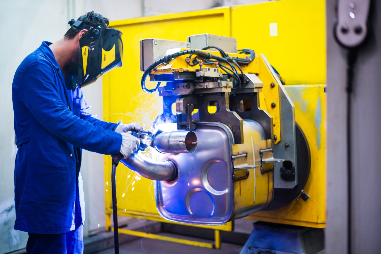 Multinacional que promove super feirão de empregos é referência na produção do aço e está presente em dez estados