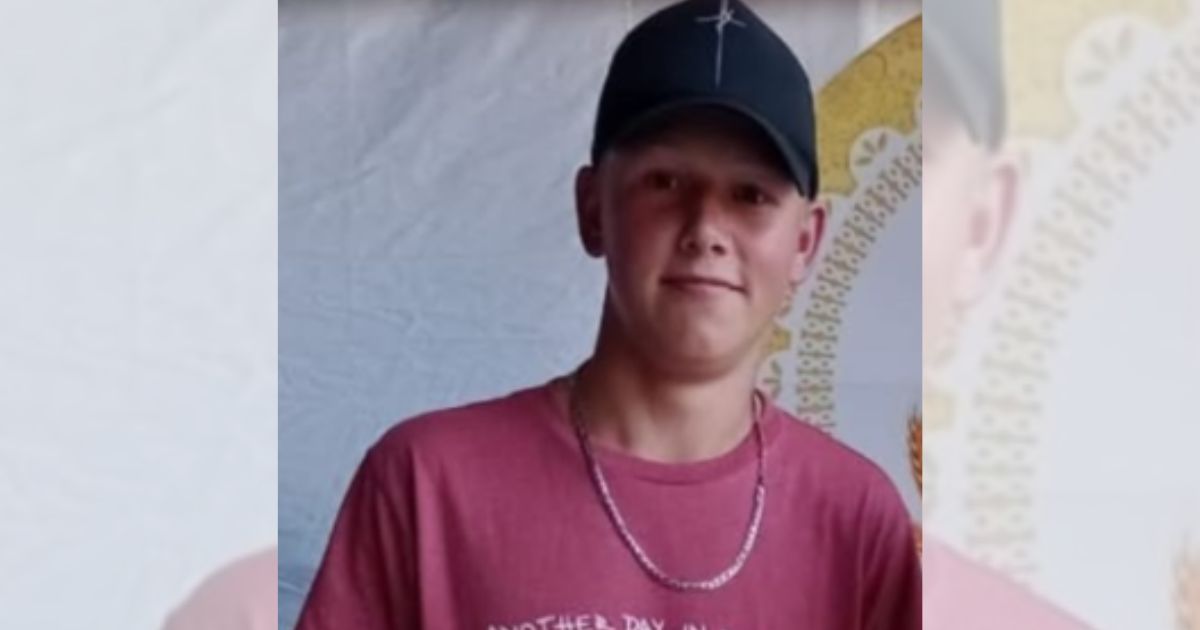 Soldado do Exército, Juliano Schadek segue para o centro da cidadeFoto: Divulgação/Internet/Demais FM/ND Mais