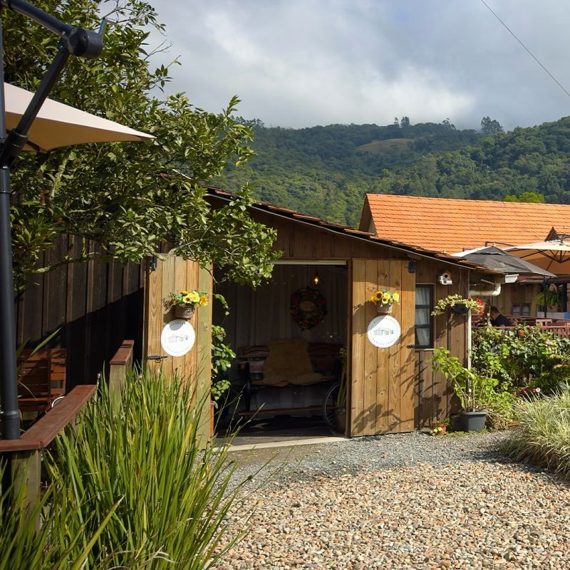 Rancho Lemke serve pratos caseiros na Rota do Enxaimel, em Pomerode - Restaurante Rancho Lemke/@restauranterancholemke/Instagram