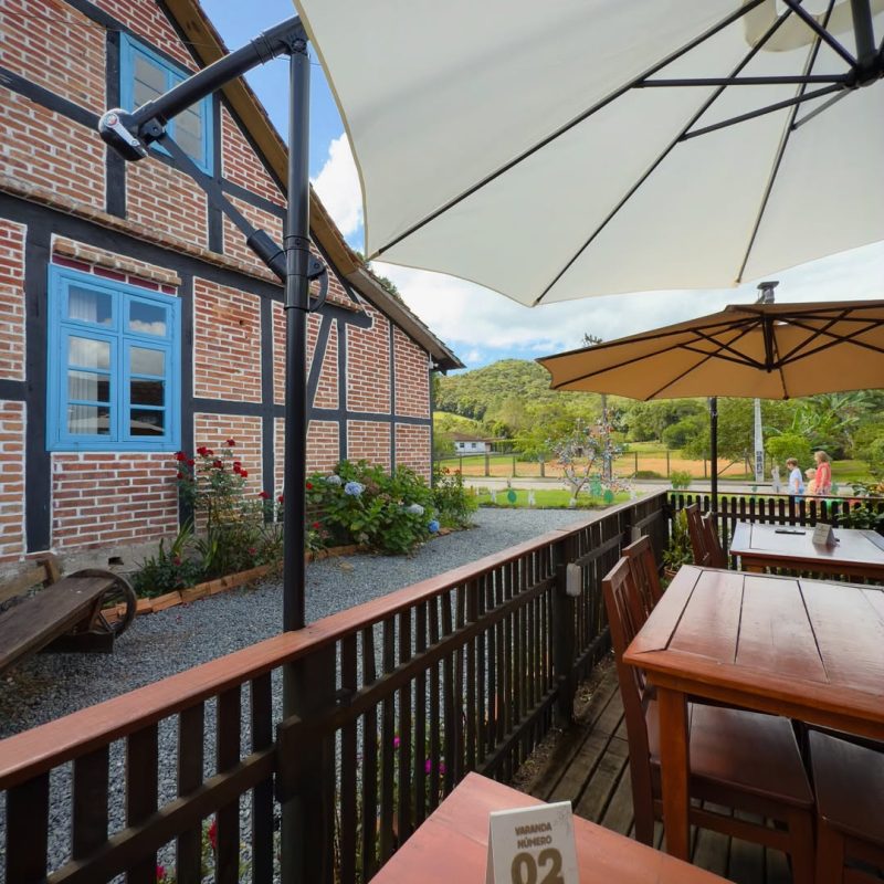 Rancho Lemke serve pratos caseiros na Rota do Enxaimel, em Pomerode - Restaurante Rancho Lemke/@restauranterancholemke/Instagram