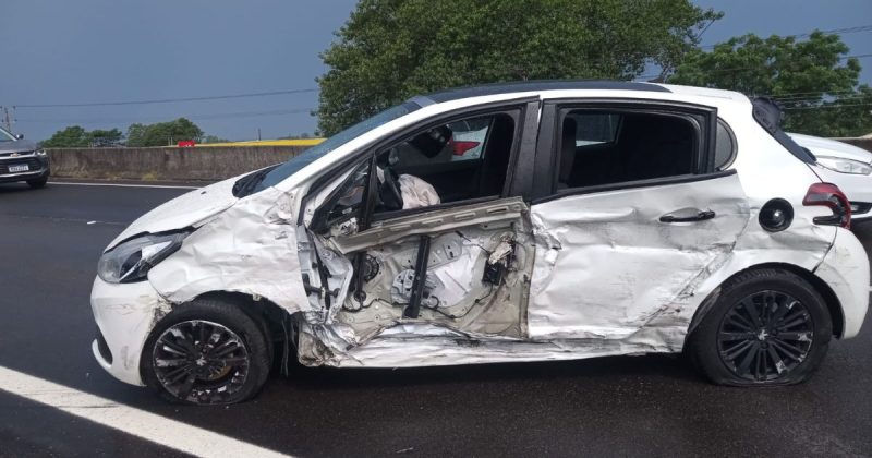 Acidente grave na BR-101 em SC: motorista é encontrado preso entre as ferragens - Divulgação/ND Mais