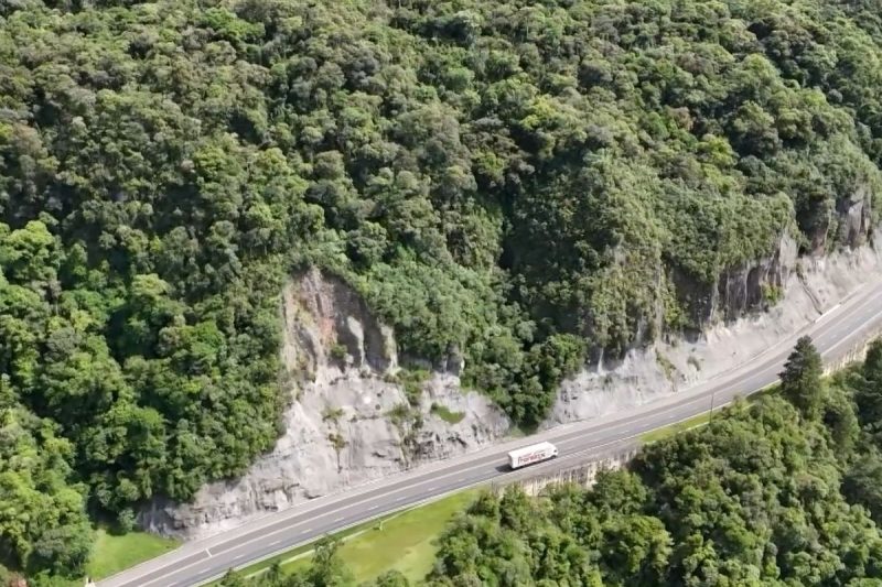 Novos radares foram instalados na BR-116 - Reprodução/Arteris Planalto Sul/ND Mais