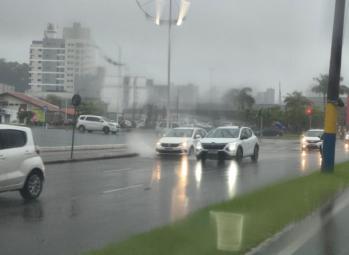 De ciclone a 150mm de chuva: veja as 3 regiões do Brasil sob alerta