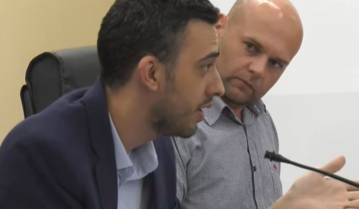 Vereador Rodrigo Livramento (Novo) diz que assento destinado a obesos pode diminuir espaço para outros passageiros