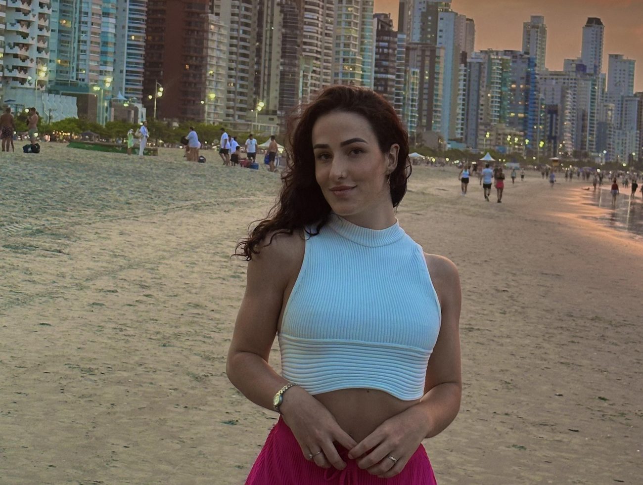 Os socorristas encontraram Kelly ca&iacute;da no estacionamento do condom&iacute;nio residencial, sem sinais de respira&ccedil;&atilde;o e sem pulsoFoto: Reprodu&ccedil;&atilde;o Facebook/ND Mais