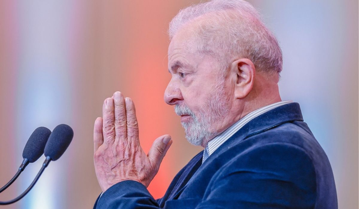 A cirurgia de catarata de Lula visa substituir o cristalino opaco por uma lente artificial para recuperar a nitidez da visãoFoto: PR/Reprodução/ND Mais