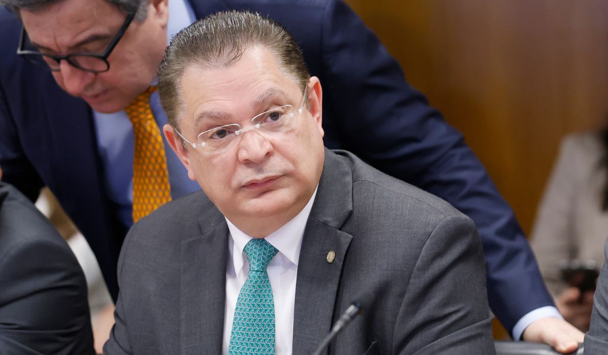 Líder do PL na Câmara, Sóstenes Cavalcante (RJ), comunicou o “ok” de Jair Bolsonaro para o PL da DosimetriaFoto: Marina Ramos/Câmara dos Deputados/ND Mais