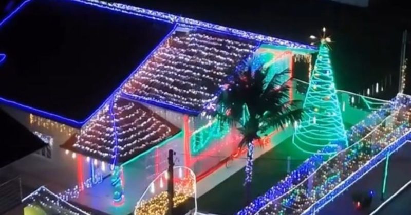 Casa recebe mais de 30 mil lâmpadas em decoração de Natal em Jaraguá do Sul - Divulgação/Redes sociais/ND Mais