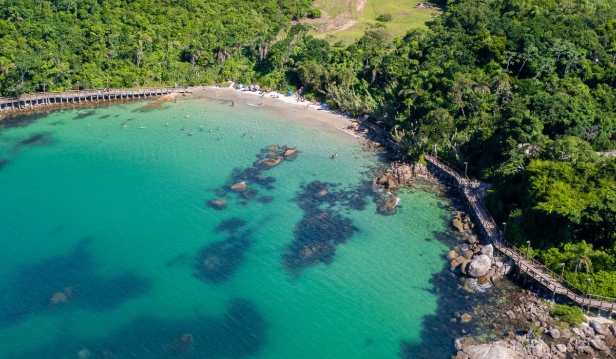 Valores cobrados em taxa para entrar em Bombinhas são investidos na preservação ambientalFoto: Cristian Cruz/PMB/ND Mais