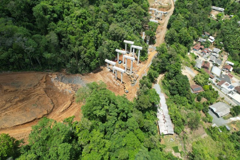 As estruturas fazem parte do Lote 2.2 da obra, que vai do contorno rodoviário de Guaramirim e Jaraguá do Sul passando pelo município de Schroeder - Divulgação/DNIT/ND Mais