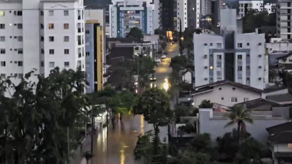 Previsão de chuva em Joinville coloca a cidade em alerta