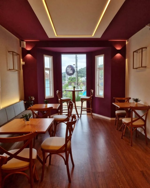 Em uma casa antiga e charmosa no alto de um morro no bairro Glória, o Alcateia Café serve cafés especiais - Divulgação/Alcatéia Café/ND Mais