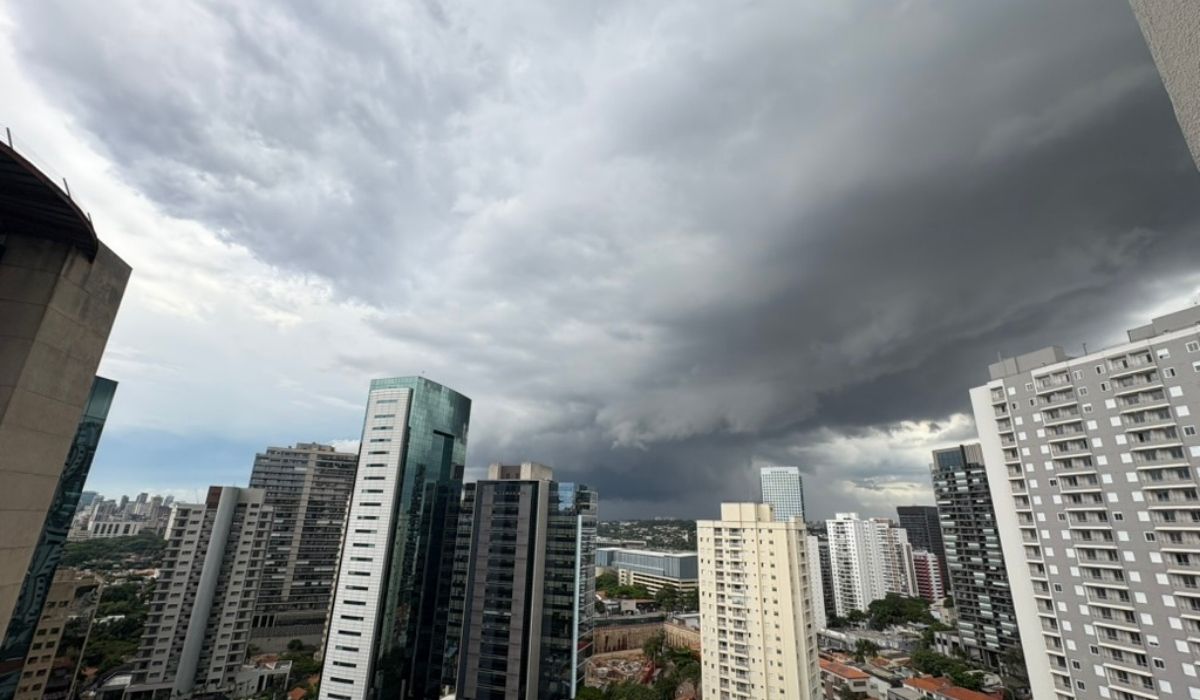 Outros estados tamb&eacute;m est&atilde;o sob alerta laranjaFoto: Giovanna Pacheco/ND Mais