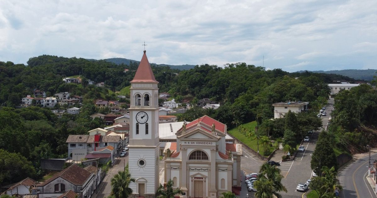 Jair advoga em Urussanga, cidade onde já exerceu o cargo de prefeito e viceFoto: Divulgação/Unesc/ND Mais