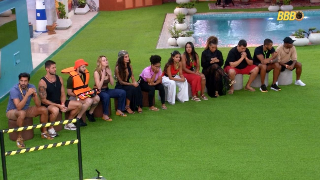 Imagem mostra os participantes do BBB 26 no primeiro Sincerão do programa.