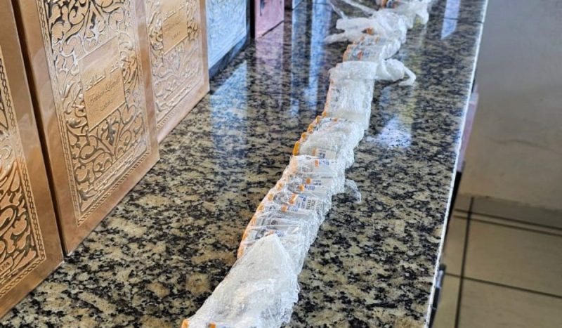 Ampolas de remédios para emagrecer foram apreendidas durante fiscalização na BR-101 - Reprodução/PRF/ND Mais