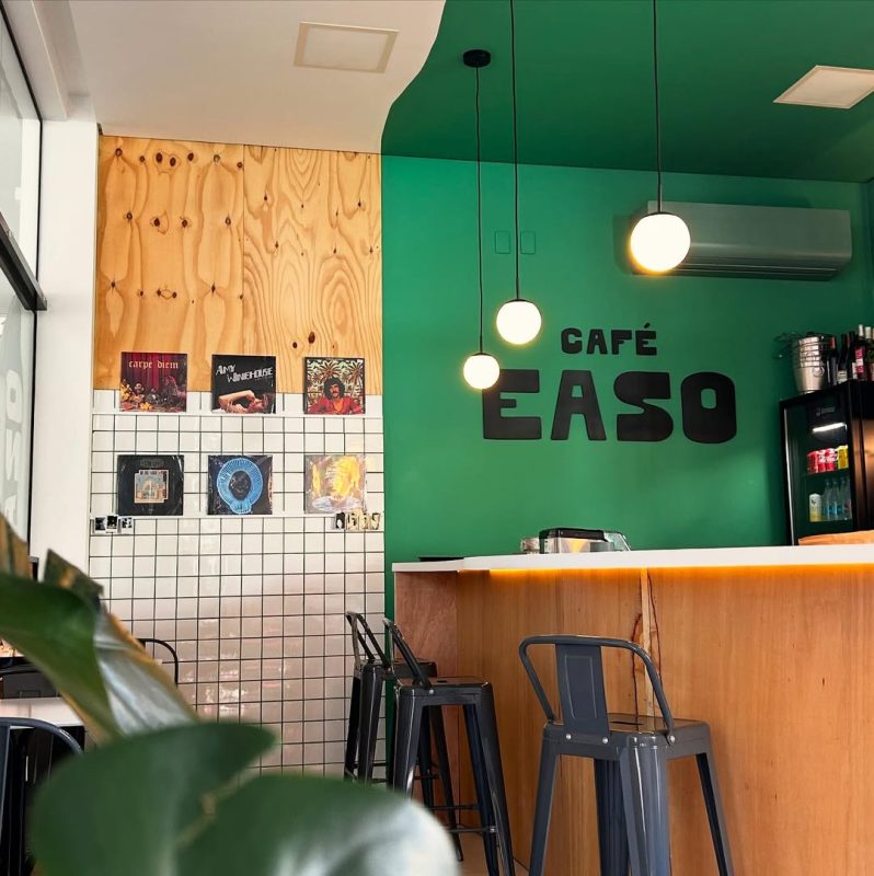 O Easo é um café que traz o tema da discotecagem - Divulgação/Easo Café/ND Mais