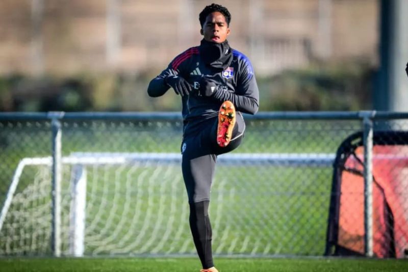Endrick é uma das grandes esperanças do Lyon para a continuidade da temporada - Lyon/Divulgação