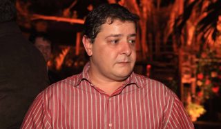 ‘Risco de fuga’: relator da CPMI do INSS pede prisão de Lulinha após ida para a Espanha