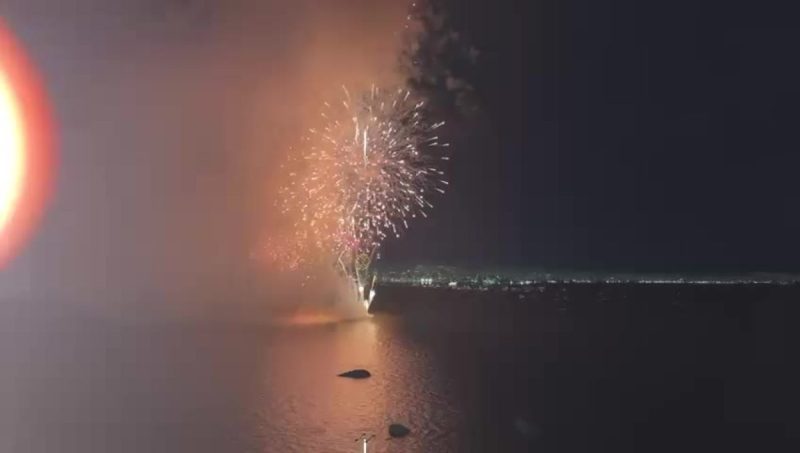 FRAME - Queima de fogos na Beira-Mar em Florianópolis - Richard Vieira/ND Mais