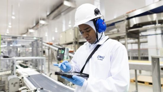 Gigante da carne inaugura fábrica de R$ 449 milhões e dobrará capacidade de produção até 2027