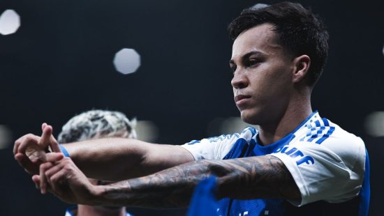 Torcedores do Flamengo recebem provocação após Kaio Jorge seguir no Cruzeiro: ‘Para de choro’