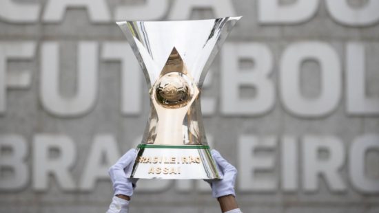 Site de acompanhantes fecha patrocínio com clube ambicioso do Brasileirão: ‘Histórico’