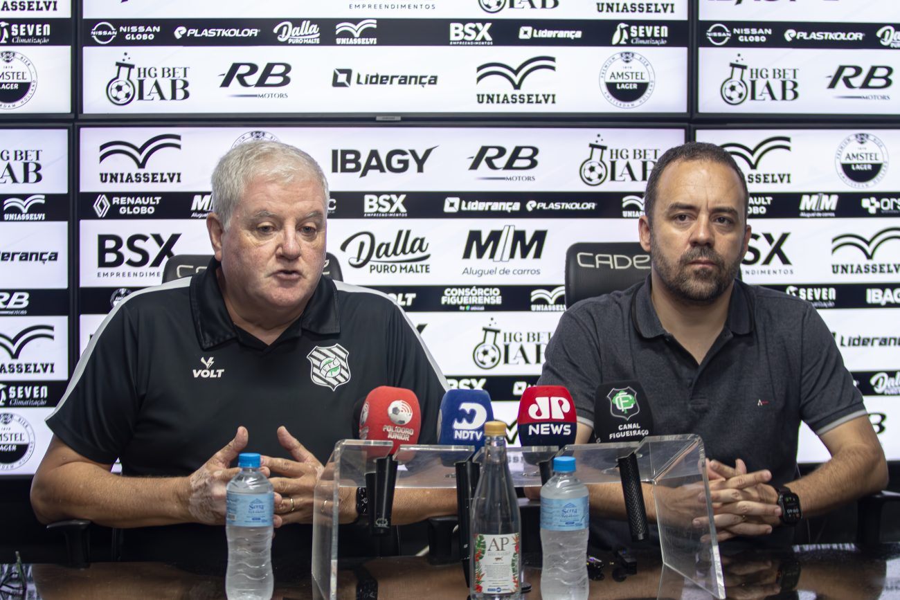 Presidente do Figueirense José Tadeu Cruz, a esquerda, foi quem fez a indicação, em consenso com o presidente do conselho deliberativo Alvinegro Antônio Miranda, dos novos membros do conselho da SAF do Figueirense