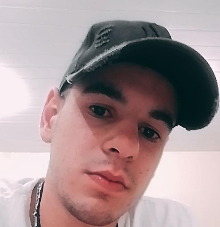 Vai em paz meu amor': quem era o jovem que morreu em grave acidente na BR-470 em Apiúna