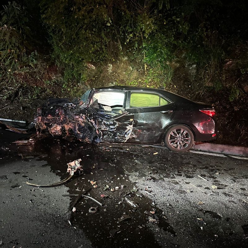 O Corpo de Bombeiros Militares de Santa Catarina foi acionado para atender a ocorrência, que envolveu dois carros - Divulgação/CBMSC/ND Mais