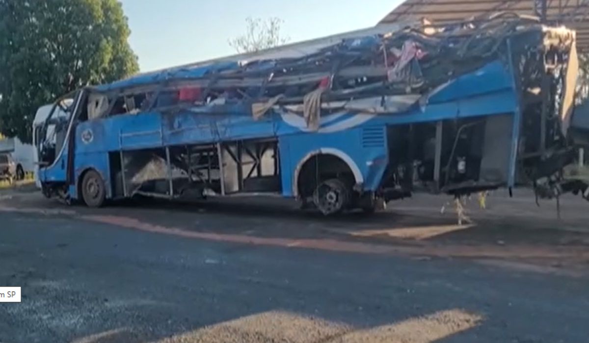 Acidente de ônibus na BR-153: número de mortos em acidente com ônibus sobe para 8Foto: R7/Divulgação/ND Mais