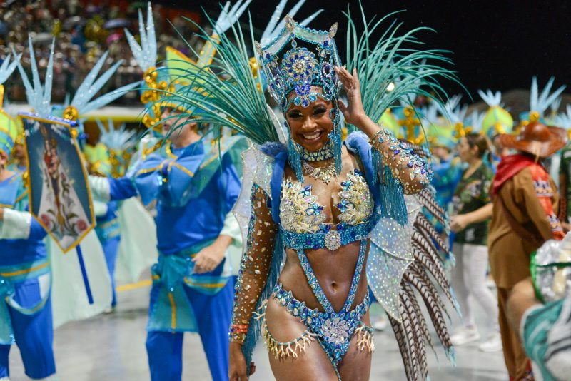 Desfile trouxe a fé das águas como tema em 2026 da Jardim das Palmeiras - Alan Pedro/Jornal ND/ND Mais
