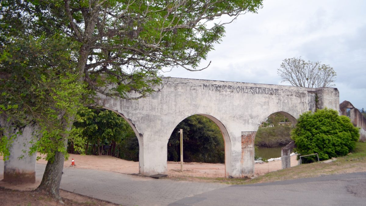 Patrimônio histórico que estava ‘abandonado’ voltará a canalizar água após obras de R$ 469 mil na Grande Florianópolis