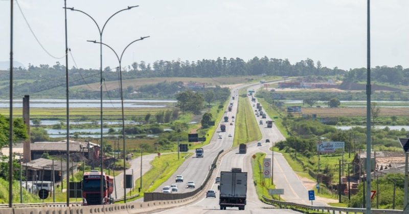 Volta para casa, na terça e quarta, também deve ser marcado por fluxo intenso de automóveis - Divulgação/Via Costeira/ND Mais