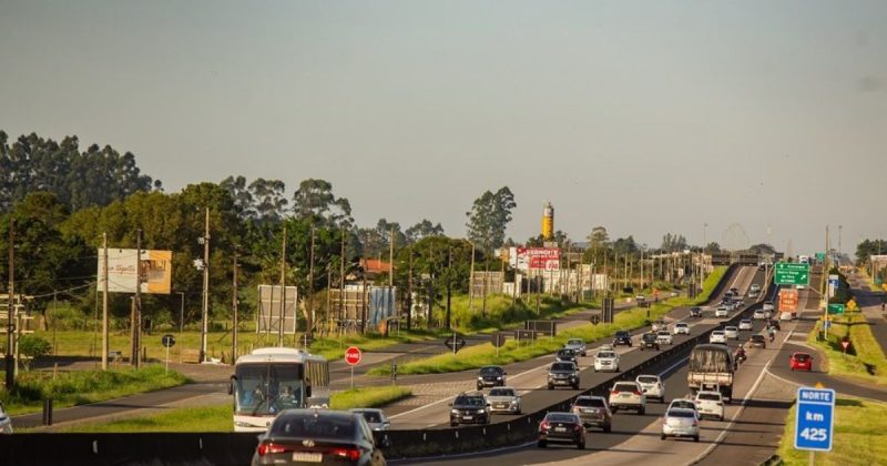 Maior movimento na rodovia federal deverá ocorrer nesta sexta-feira - Divulgação/Via Costeira/ND Mais