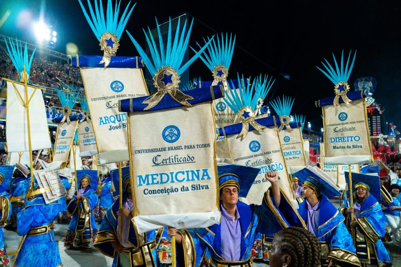 TSE alerta para risco de irregularidades no desfile sobre Lula em pleno ano eleitoral - Eduardo Hollanda/Rio Carnaval/ND Mais