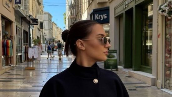 Direto de Paris: o casaco que virou símbolo de elegância e já começa a aparecer no Brasil